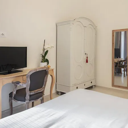 Living U Homesuites-2