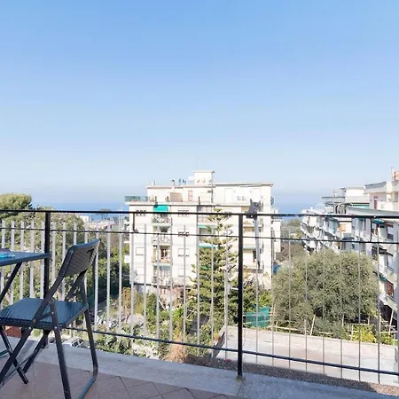 Guest House Emily Suites Sorrento-2