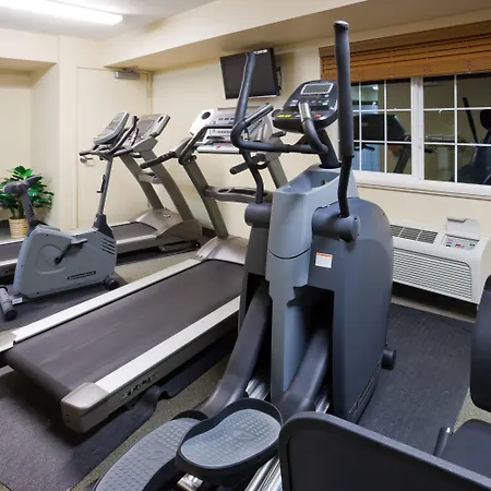Candlewood Suites Milwaukee Brown Deer, An Ihg Hotel-2