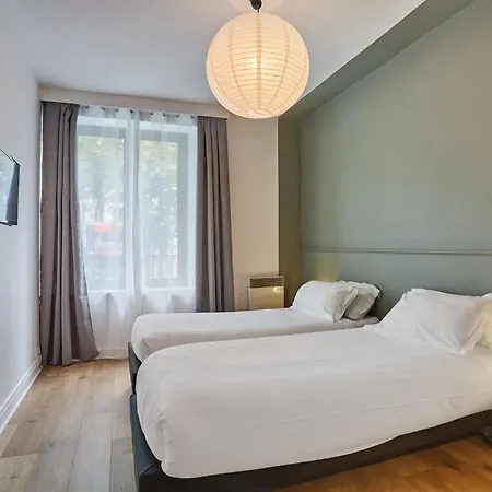 Hotel Beauquartier Montmartre-3