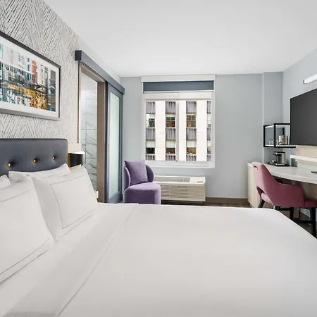 Doubletree By Hilton New York Midtown Fifth Ave-3