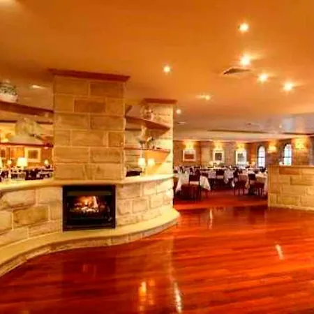 The Hermitage Motel - Campbelltown-3