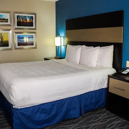 La Quinta By Wyndham Phoenix I-10 West-2
