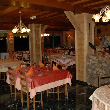 Hôtel De La Couronne-3