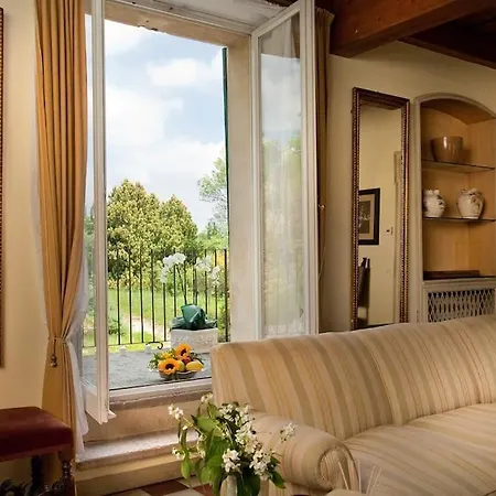 Villa le Grotte-3