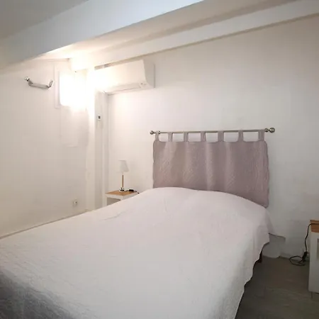 CORAUX - Maisonnette 4 pers avec piscine et parking-2