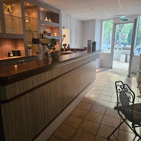 Hotel Du Square-3