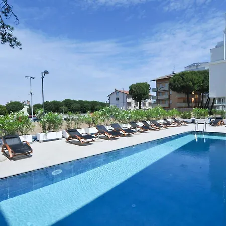 Marina Suites & Apartments 4 Stelle S-3