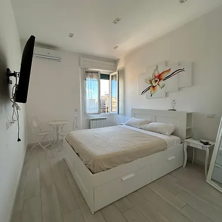 Vanilla Rooms-2
