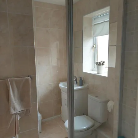 210 Greenlea Court-2