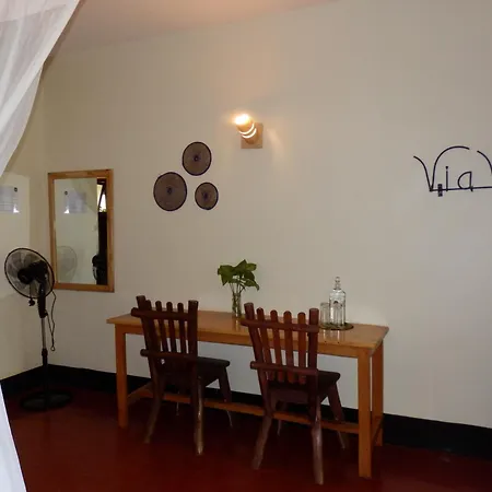 Viavia Entebbe-3