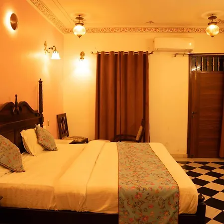 Hotel Karohi Villa-3