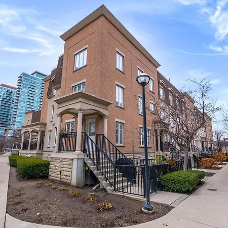 Liberty Village Townhouse-2
