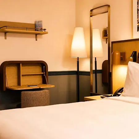 The Strathcona Hotel-3