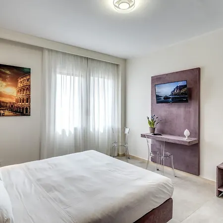 Boezio 6 Rooms By Roman Dreams-3