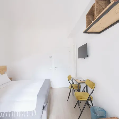 Central Savona B&B-3