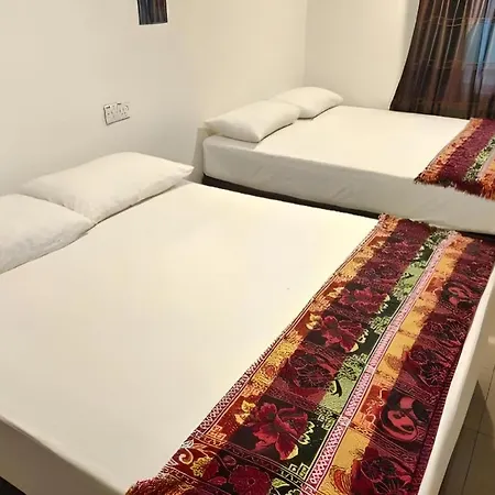 Oyo 90273 Mz Hotel-3