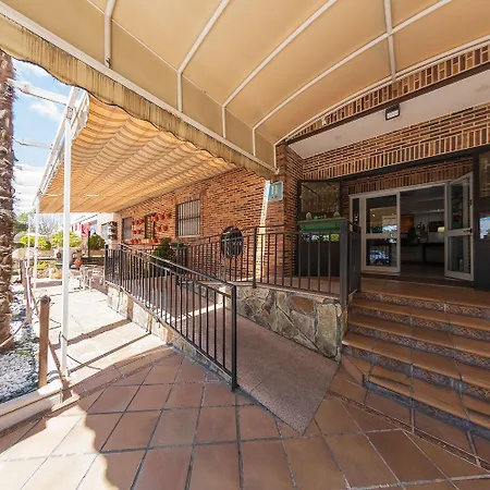 Hostal El Cruce-2