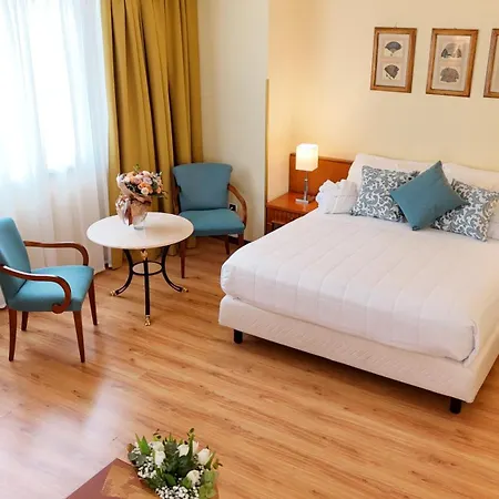 Hotel Royal Palace-3