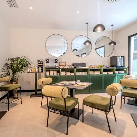 Itc Madrid By Soho Boutique-2