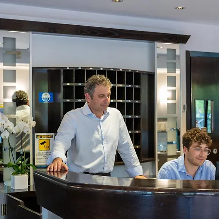Hotel Riviera-2