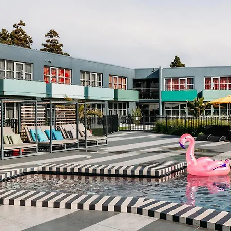 Naumi Hotel Auckland Airport-3