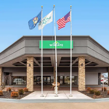 Wingate By Wyndham Troy-3