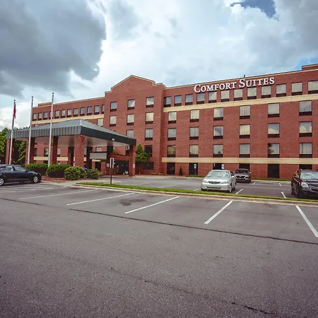 Comfort Suites Outlet Center-3