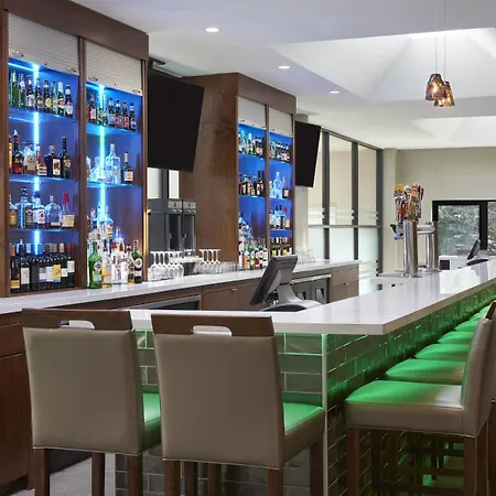Four Points By Sheraton Toronto Airport-2