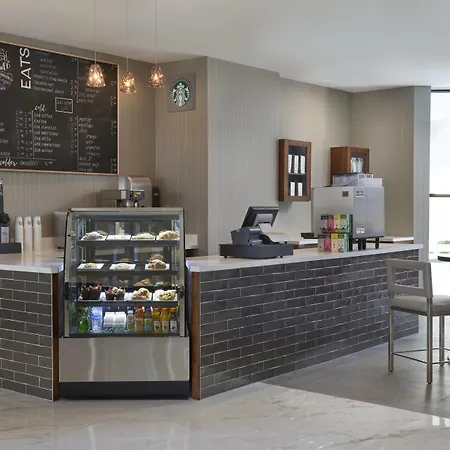 Four Points By Sheraton Toronto Airport-3