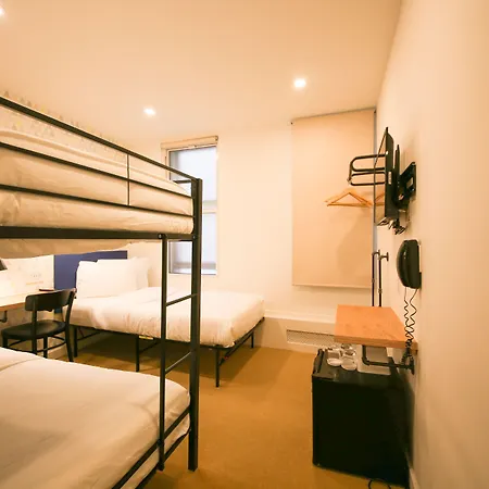 Doxie Hotel-2