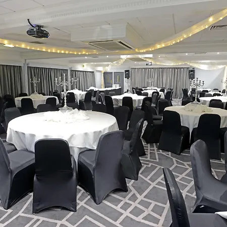 Village Hotel Manchester Bury-2