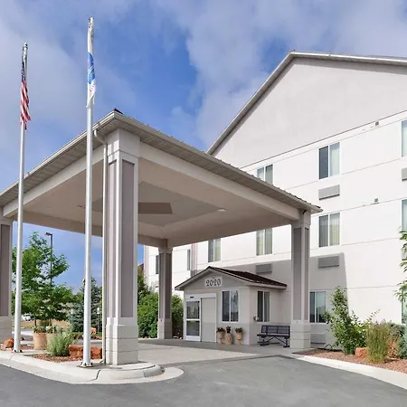 Comfort Inn & Suites Riverton-3