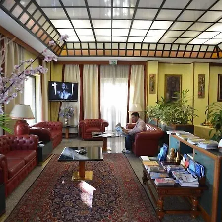 Hotel La Superba-2