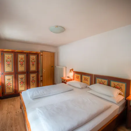 Hotel Ustaria Posta-2