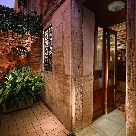 Hotel San Maurizio-3