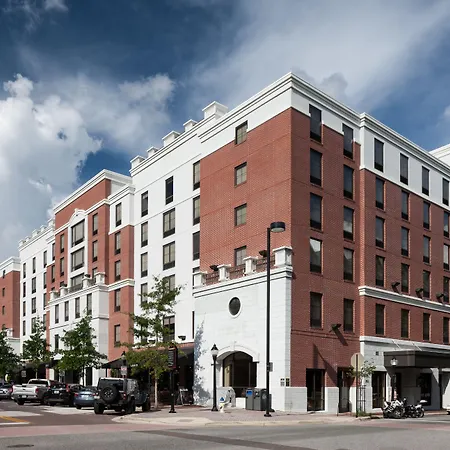 Hampton Inn & Suites Gainesville Downtown-3