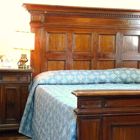 Classic Hotel-3