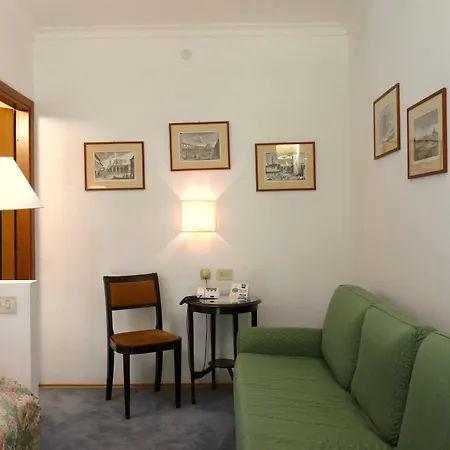 Classic Hotel-2