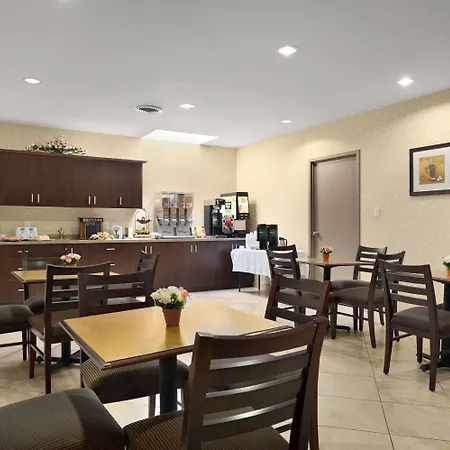 Days Inn By Wyndham Brampton-2