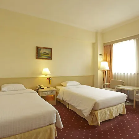 Emperor Hotel-2