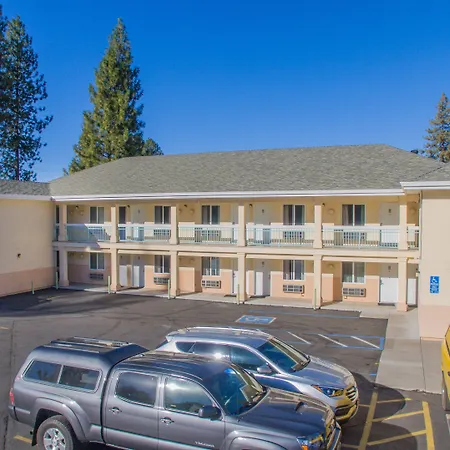 Shasta Pines Motel & Suites-2