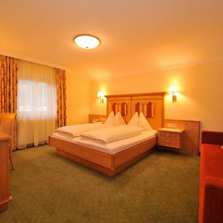 Alpines Gourmet Hotel Montanara-3
