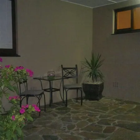 Sunnyridge Lodge-2