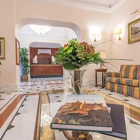 Raeli Hotel Lux-3