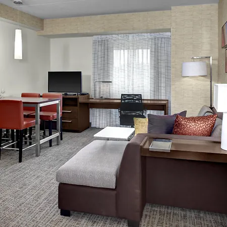 Residence Inn By Marriott Philadelphia Airport-3