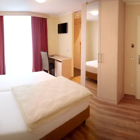 Rotenberg PT Hotel-2