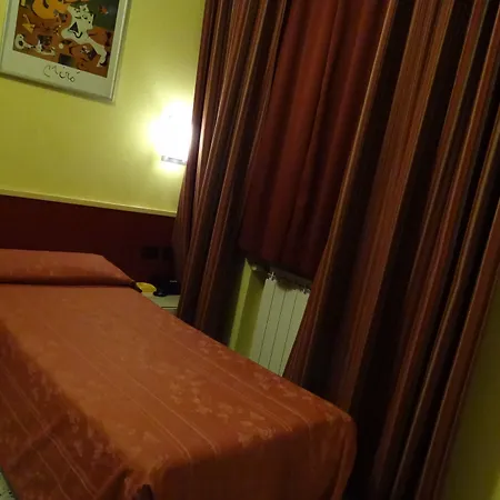 Hotel Parma-3