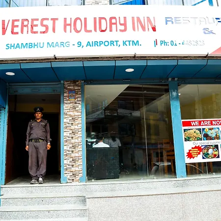 Everest Holiday Inn-2