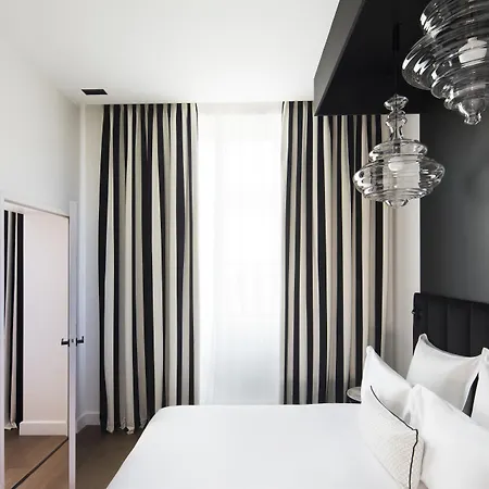Hotel Cardinal Bordeaux Centre-3